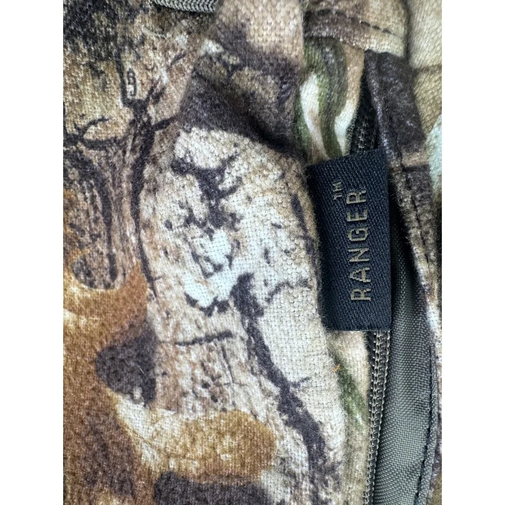 CamelBak Ranger  Backpack Realtree Camo + Bunsaver Seat Cushion Set